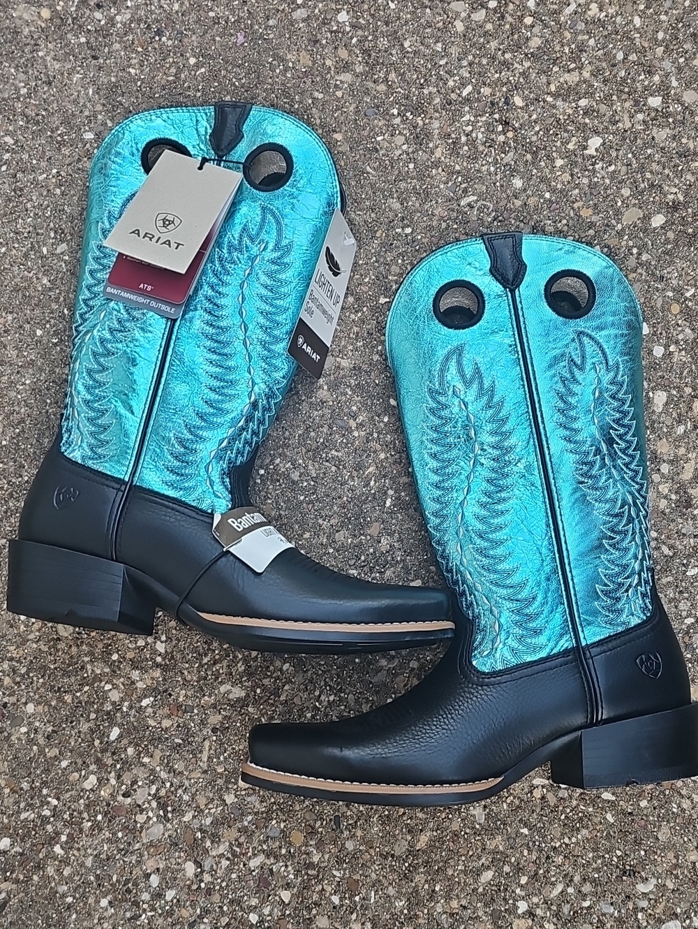Ariat Womens Junction Narrow Cutter Toe Western Boot Black Blue Metallic Leather